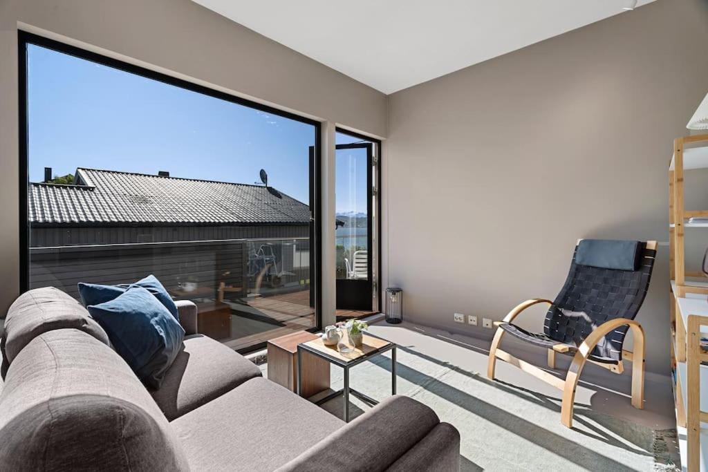 Seaview Studio W/Terrace&Parking トロムソ エクステリア 写真